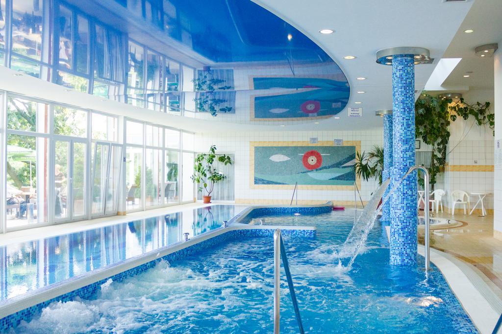 Hotel Panorama Balatongyörök 外观 照片