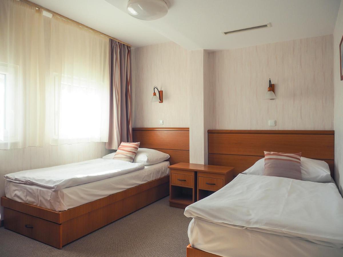 Hotel Panorama Balatongyörök 外观 照片